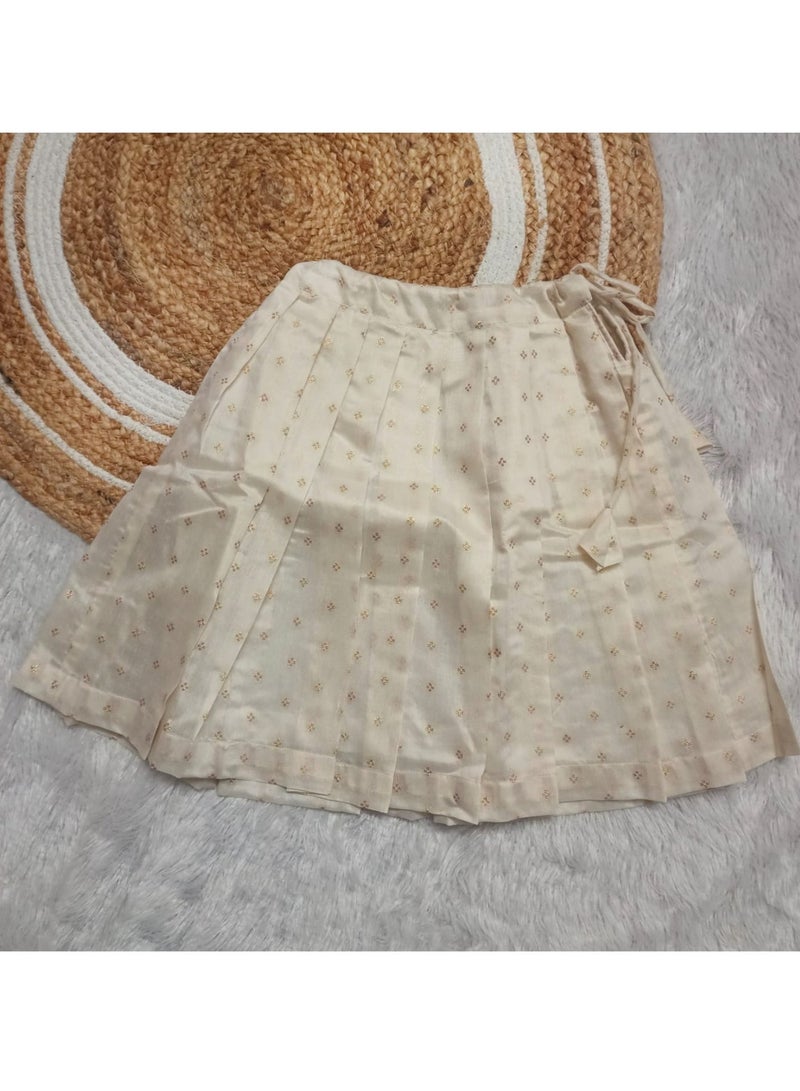 Traditional skirt and a top for babies - Image 2